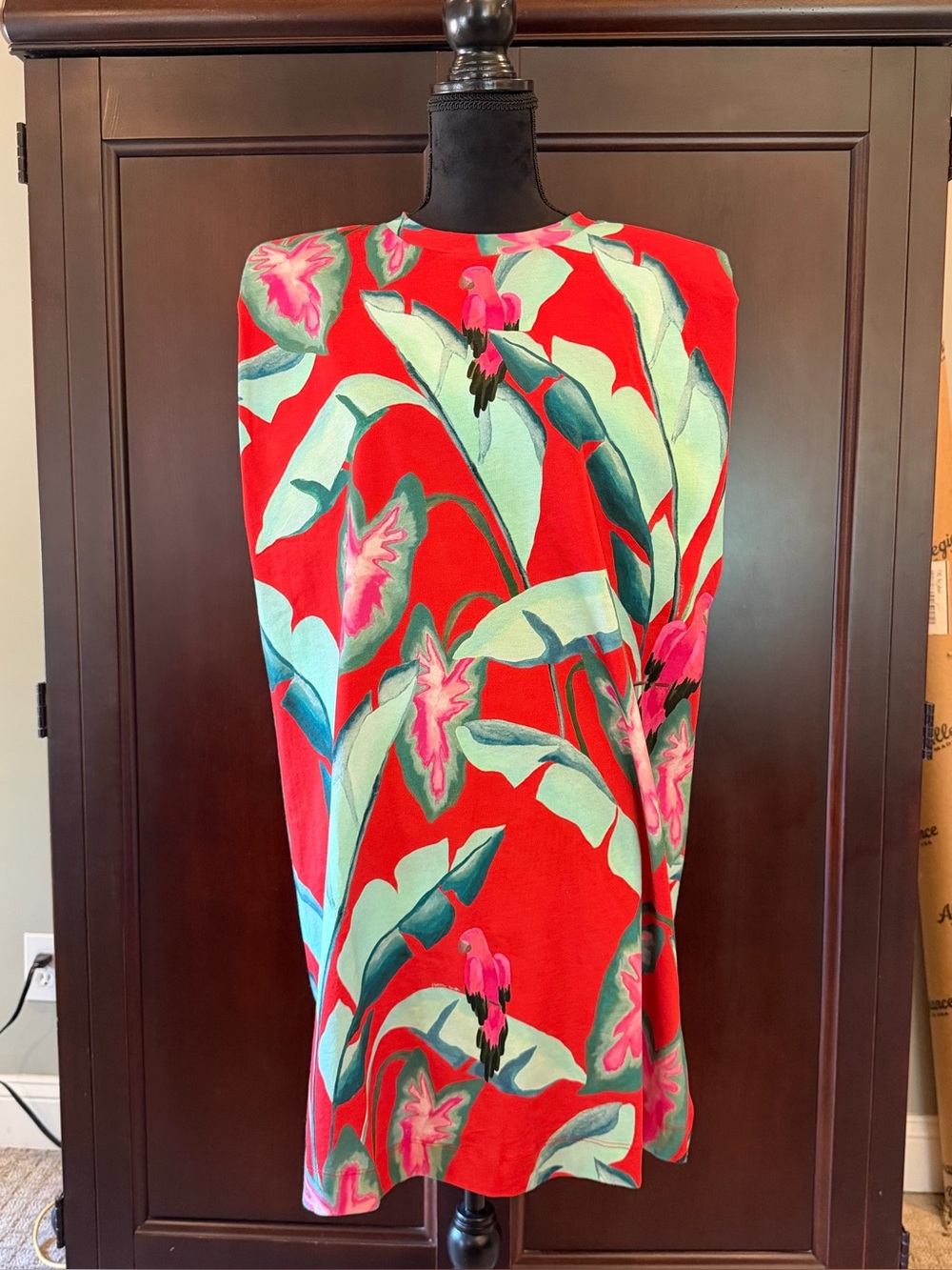 FARM RIO NWT Vibrant Red Tropical Print Women's dress